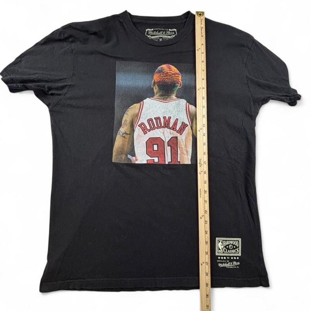 Mitchell & Ness Dennis Rodman Chicago Bulls T-Shirt Men's XL NBA Graphic Tee - Picture 6 of 7